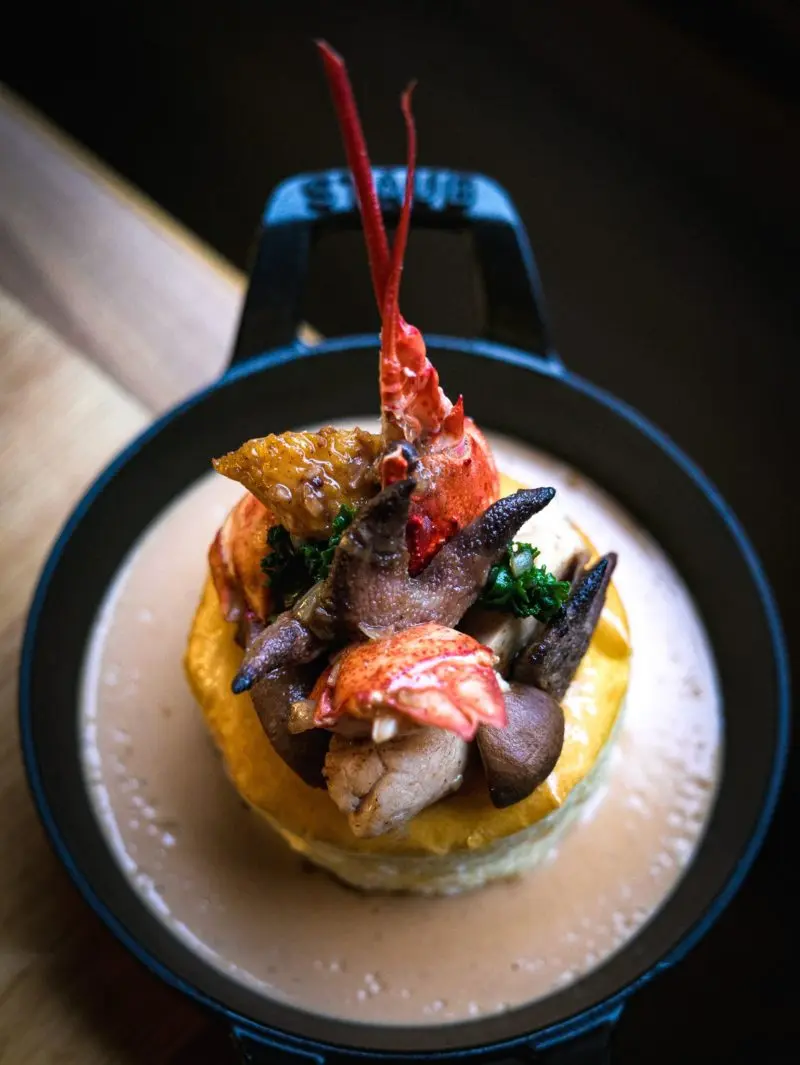 Vol-au-vent revisité, plat signature du restaurant Baca’V à Paris